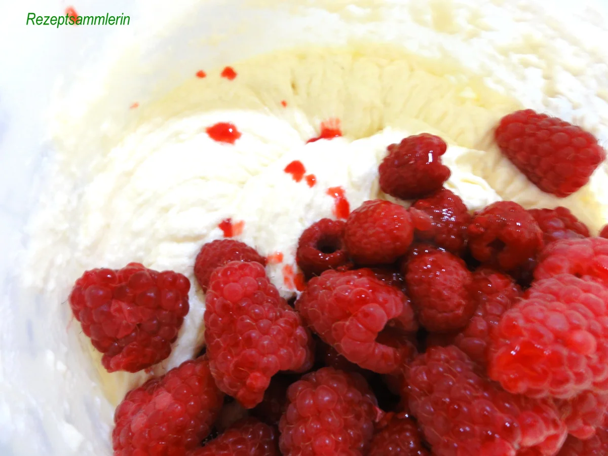Biskuit:   HIMBEER ~ FRISCHKÄSE ~ SAHNETORTE - Rezept - Bild Nr. 8578