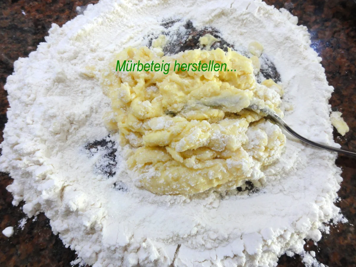 Biskuit:   HIMBEER ~ FRISCHKÄSE ~ SAHNETORTE - Rezept - Bild Nr. 8580