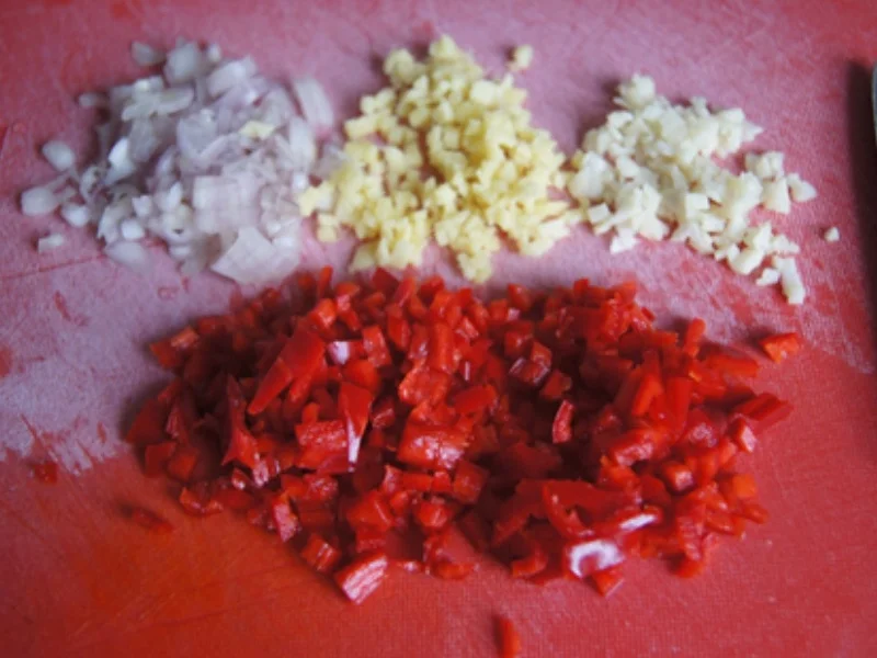 Spaghetti in Chili-Tomaten-Ei-Pfanne - Rezept - Bild Nr. 6