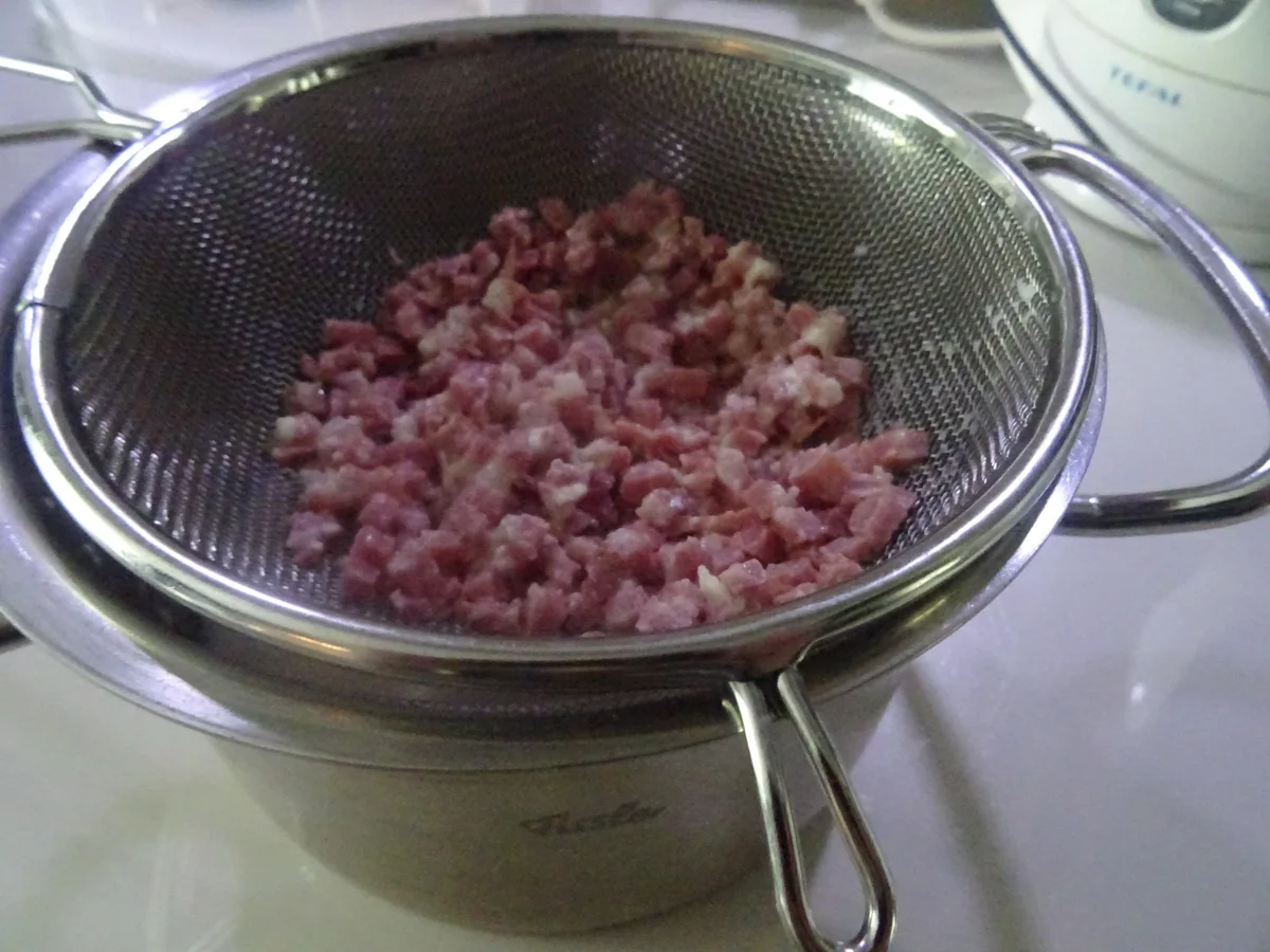 Rezept: Fagottini mit Pilzfüllung und Speck-Sahne-Soße Bild Nr. 8494 Fagottini mit Pilzfüllung und Speck-Sahne-Soße - Rezept - Bild Nr. 8494