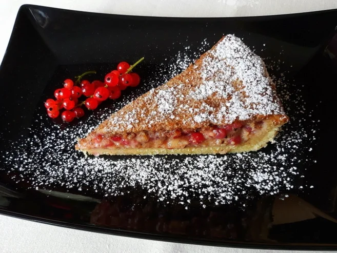 Johannisbeer - Haselnuss - Tarte - Rezept - Bild Nr. 8494