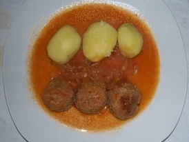 Rezept: Hackklößchen mit "Zwiwwlditsche" Hackklößchen mit "Zwiwwlditsche" - Rezept