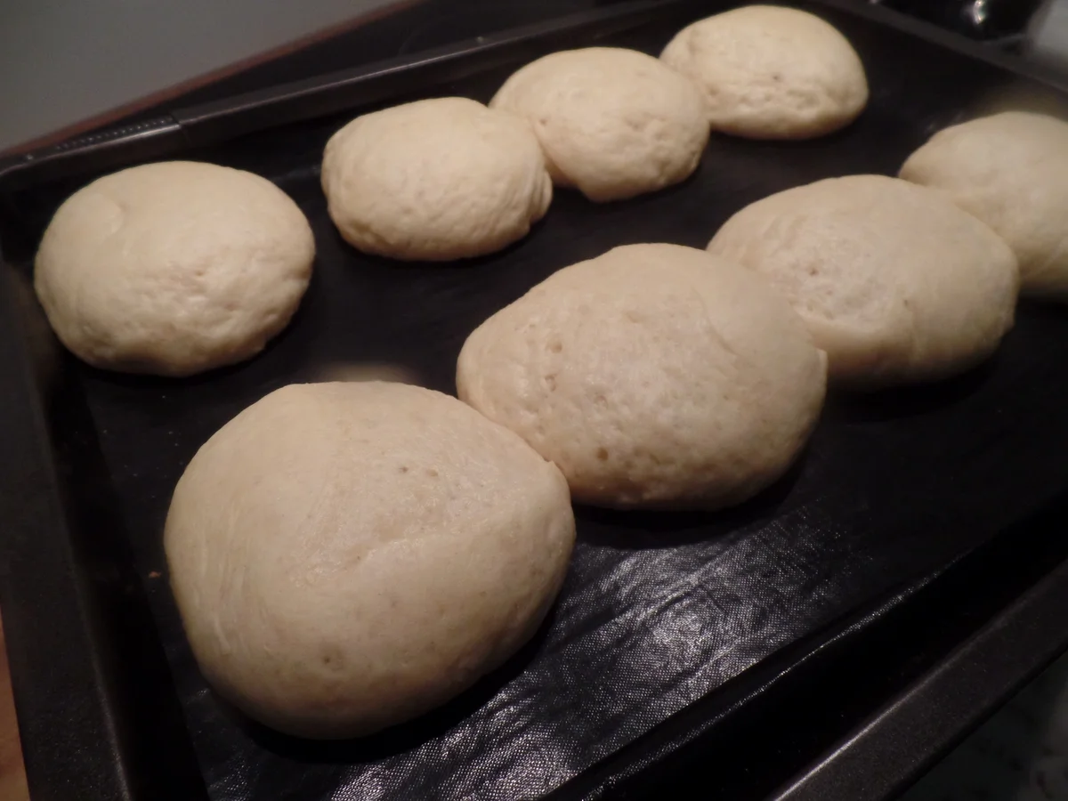 Rezept: Dampfnudeln mit Vanillesoße Bild Nr. 8540 Dampfnudeln mit Vanillesoße - Rezept - Bild Nr. 8540