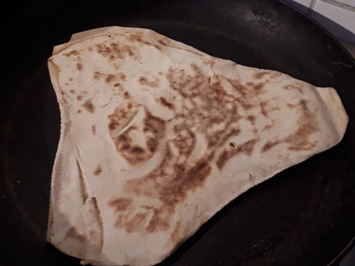 indisch: Masoor Dal, Masala Kanda at plain Paratha - Rezept - Bild Nr. 8543