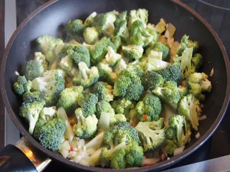 Rezept: Brokkoli-Ei-Pfanne II Bild Nr. 8534 Brokkoli-Ei-Pfanne II - Rezept - Bild Nr. 8534