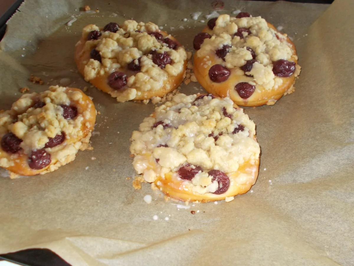 STREUSELTALER mit Kirschen - Rezept - Bild Nr. 8535
