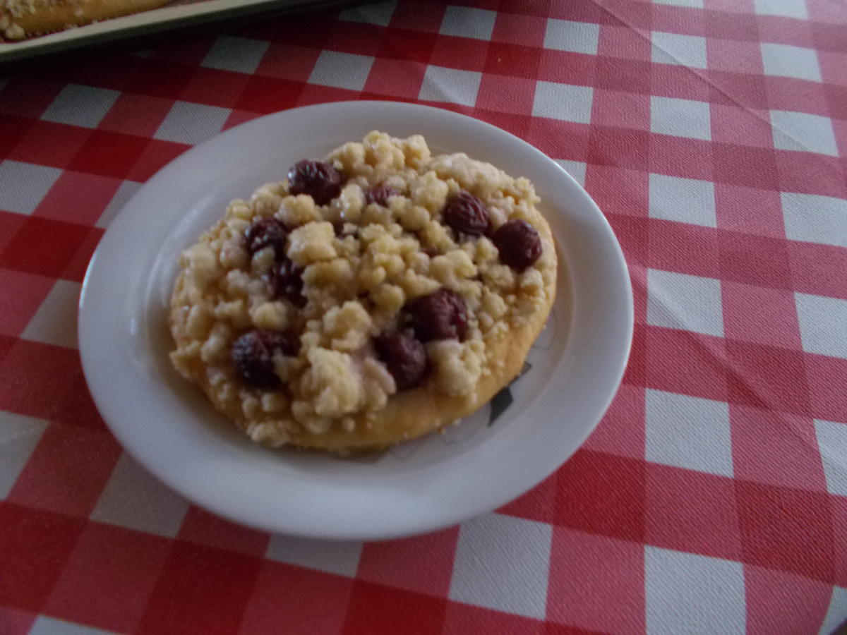 STREUSELTALER mit Kirschen - Rezept - Bild Nr. 8536