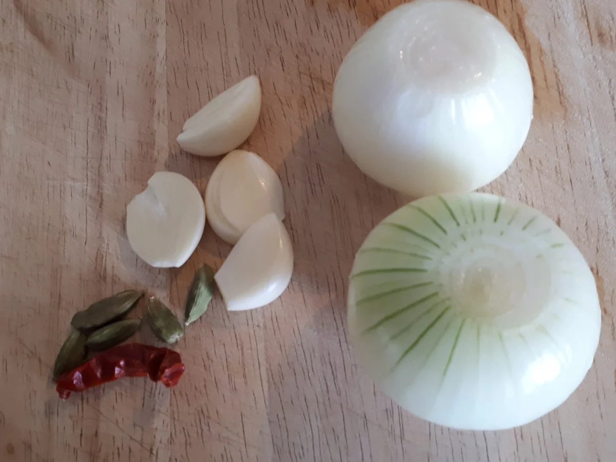 Rote Bete Risotto mit Kräuter-Zwiebel-Salat - Rezept - Bild Nr. 8567