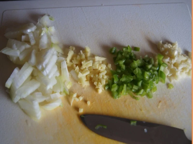 Rezept: Spitzpaprika-Honigmelonen-Salsa mit Putenbrustfilet Bild Nr. 7 Spitzpaprika-Honigmelonen-Salsa mit Putenbrustfilet - Rezept - Bild Nr. 7