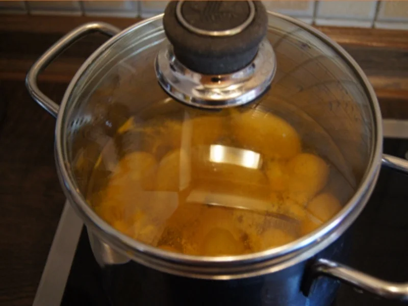 Frühkartoffeln mit herzhafter Hacksauce - Rezept - Bild Nr. 6