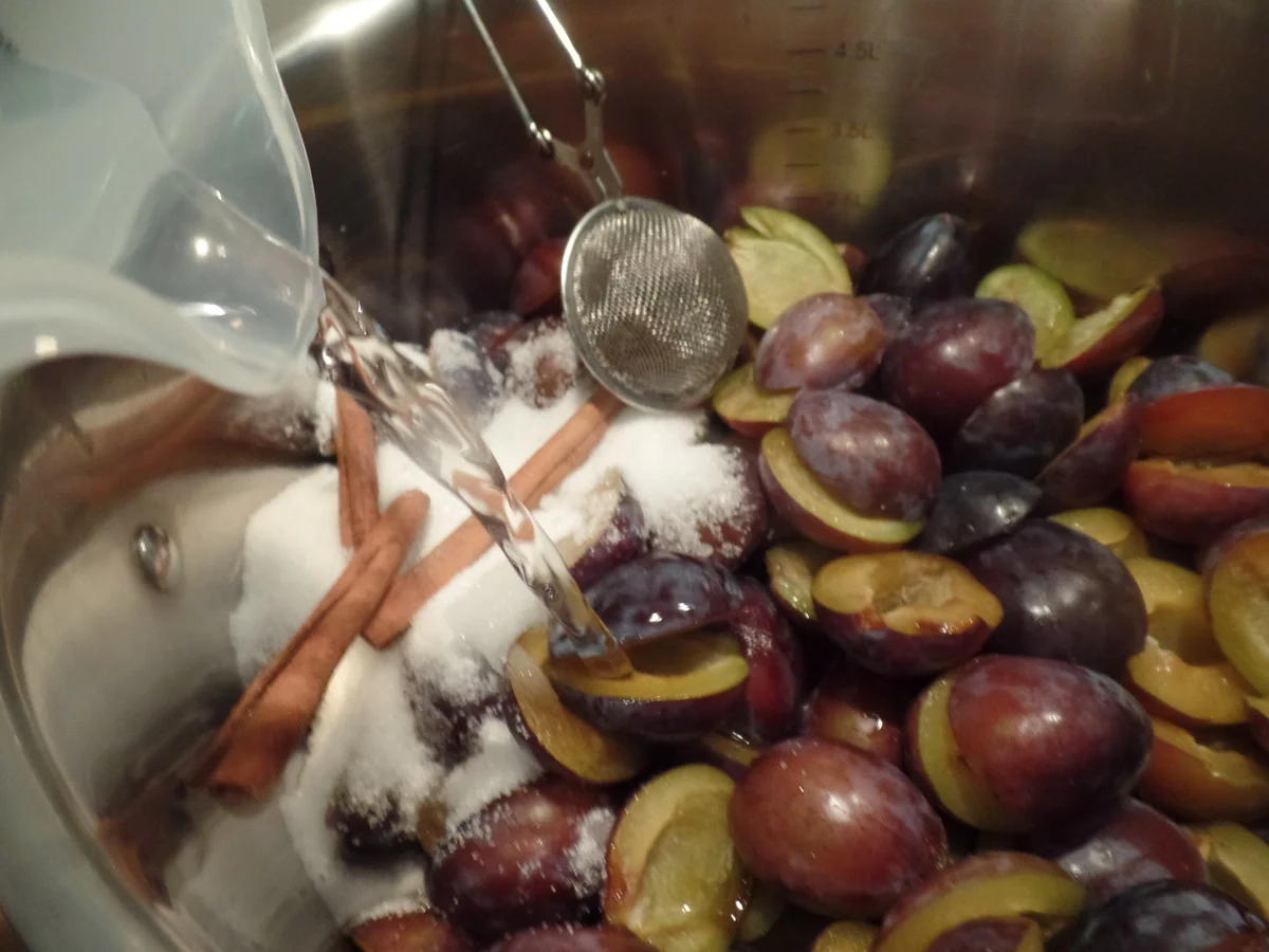 Rezept: Pflaumenkompott Bild Nr. 8573 Pflaumenkompott - Rezept - Bild Nr. 8573