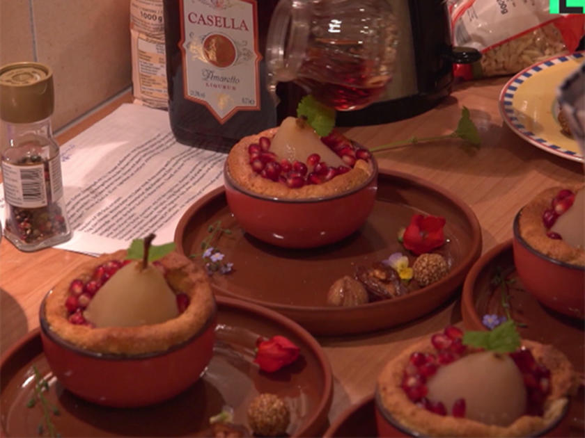Birnensoufflé | gefüllte Datteln | Sesamkugeln | Kastanien | Obst - von ...
