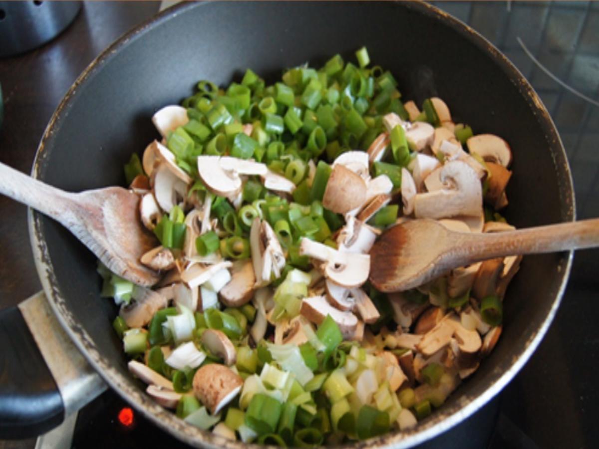Champignon-Gemüse-Reis-Pfanne mit Spiegelei - Rezept - Bild Nr. 6