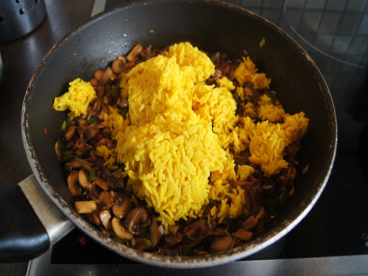 Champignon-Gemüse-Reis-Pfanne mit Spiegelei - Rezept - Bild Nr. 8