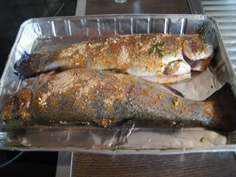 Rezept: Gebackene Regenbogenforelle mit Honig-Bundmöhren Bild Nr. 8 Gebackene Regenbogenforelle mit Honig-Bundmöhren - Rezept - Bild Nr. 8