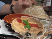 Fussillone-Sugo-Fusion mit Tintenfisch und Pizzadeckel - Rezept - Bild Nr. 8571