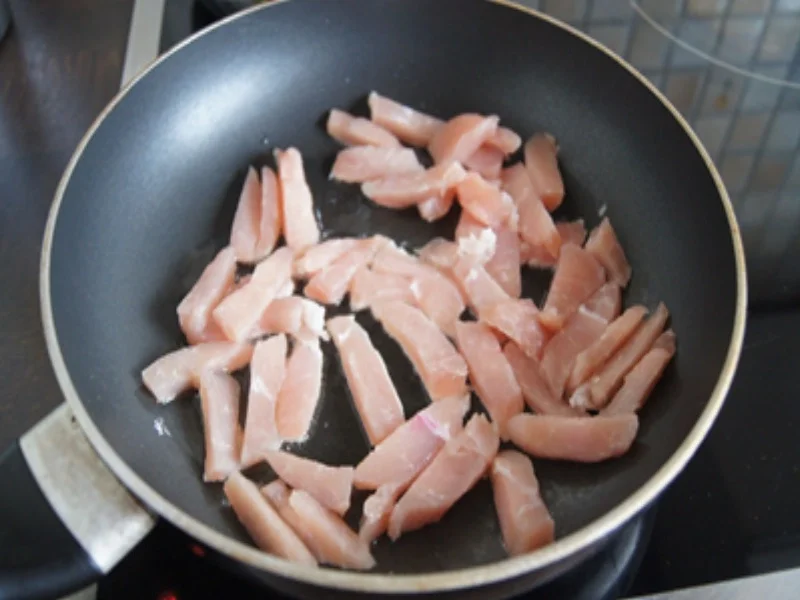 Rezept: Putenbrustfilet mit Tomatenreis und Rote Bete Salat Bild Nr. 8604 Putenbrustfilet mit Tomatenreis und Rote Bete Salat - Rezept - Bild Nr. 8604