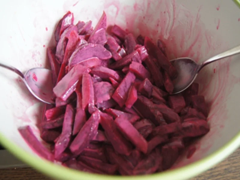 Rezept: Putenbrustfilet mit Tomatenreis und Rote Bete Salat Bild Nr. 8612 Putenbrustfilet mit Tomatenreis und Rote Bete Salat - Rezept - Bild Nr. 8612