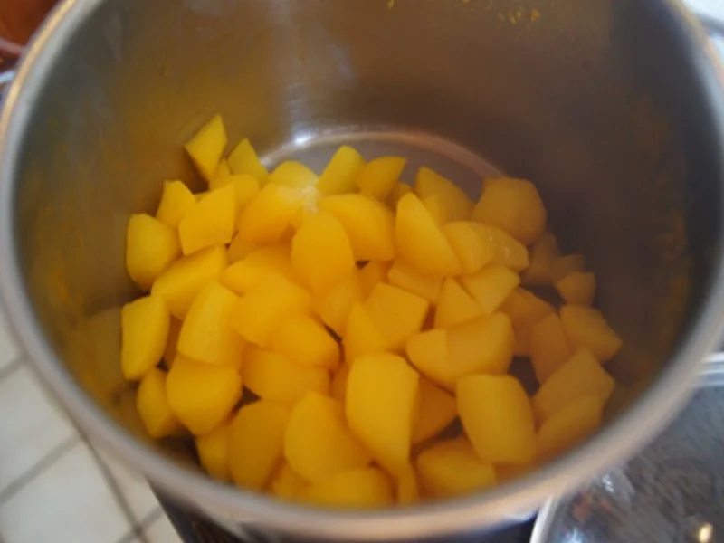 Überbackenes Rotbarschfilet auf Gemüsebett - Rezept - Bild Nr. 8608