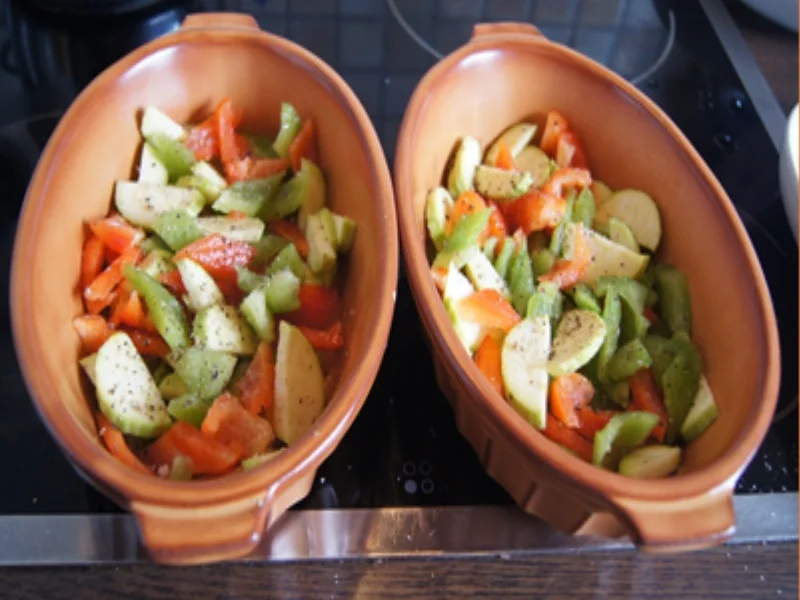 Überbackenes Rotbarschfilet auf Gemüsebett - Rezept - Bild Nr. 8615