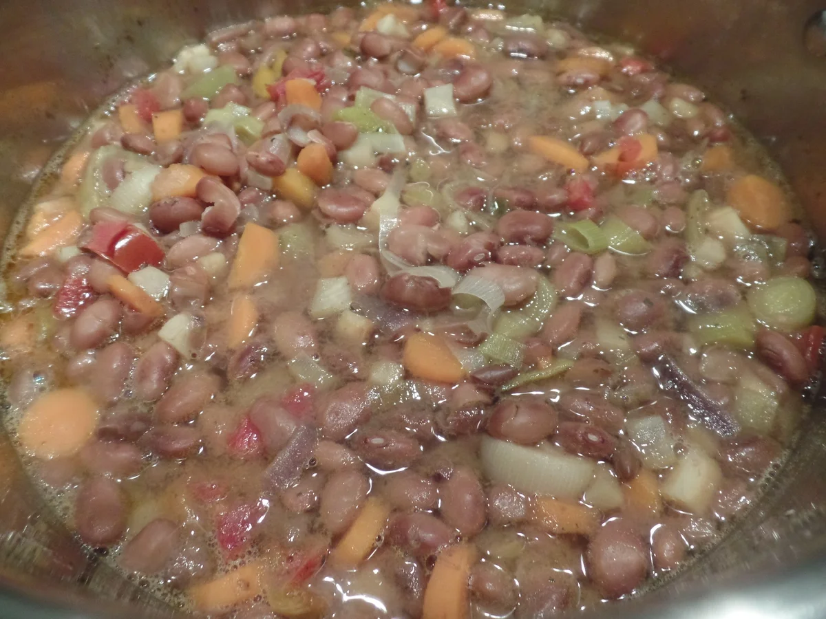 Rezept: Wachtelbohnen-Eintopf Bild Nr. 8610 Wachtelbohnen-Eintopf - Rezept - Bild Nr. 8610