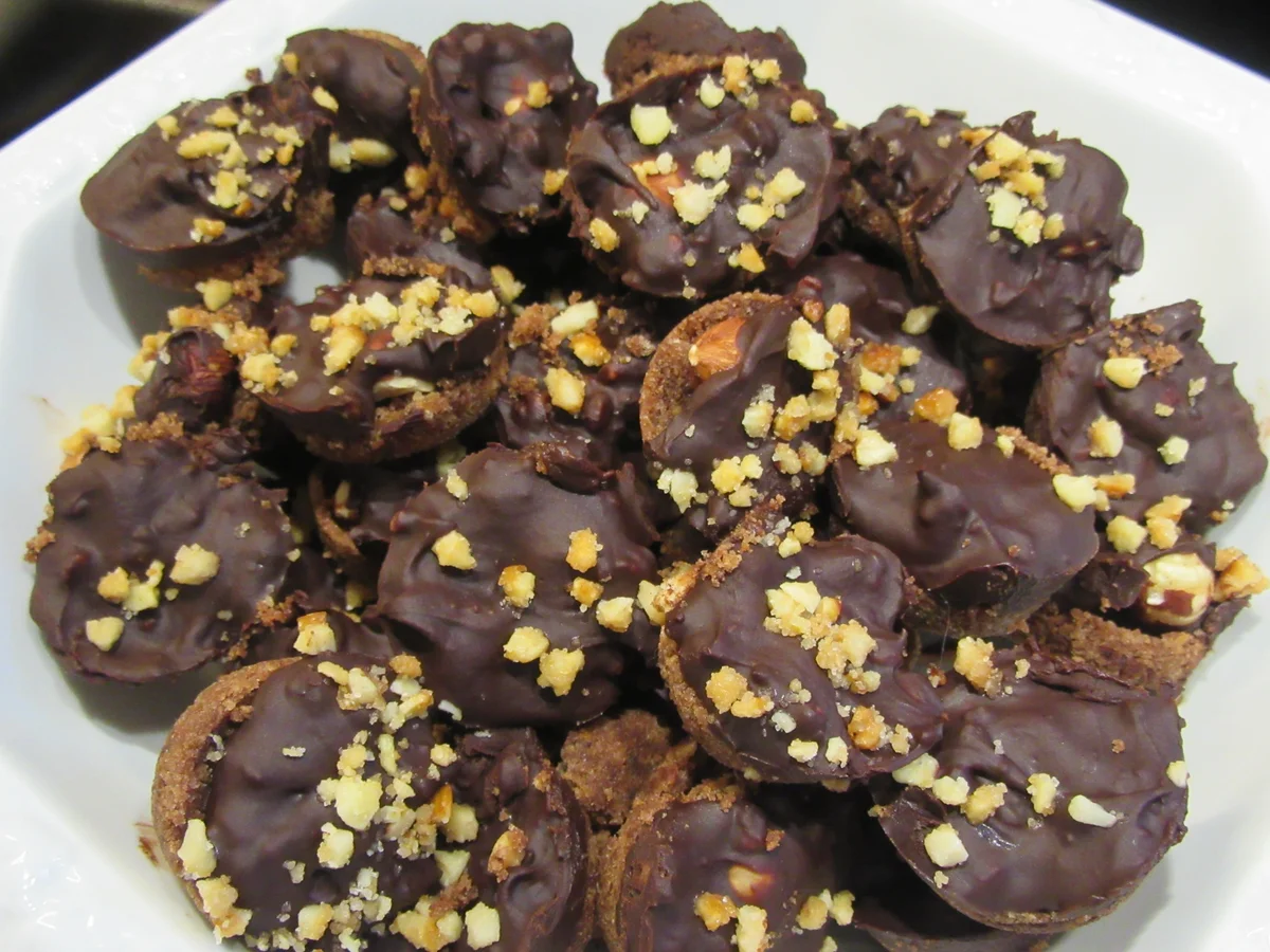 Konfekt: Nuss-Busserl - Rezept - Bild Nr. 8607