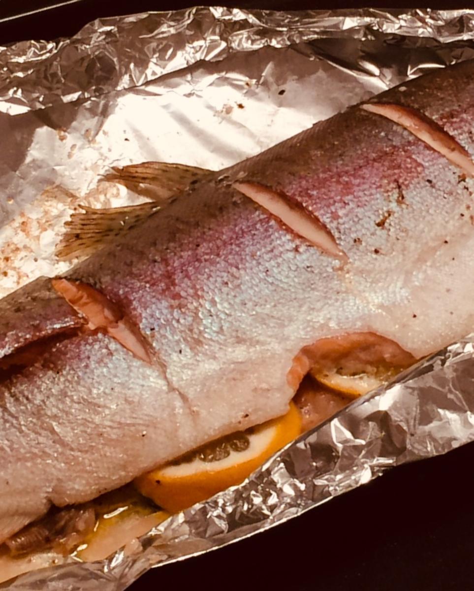 Saftige Lachsforelle aus dem Ofen - einfach, schnell und sehr fein ...