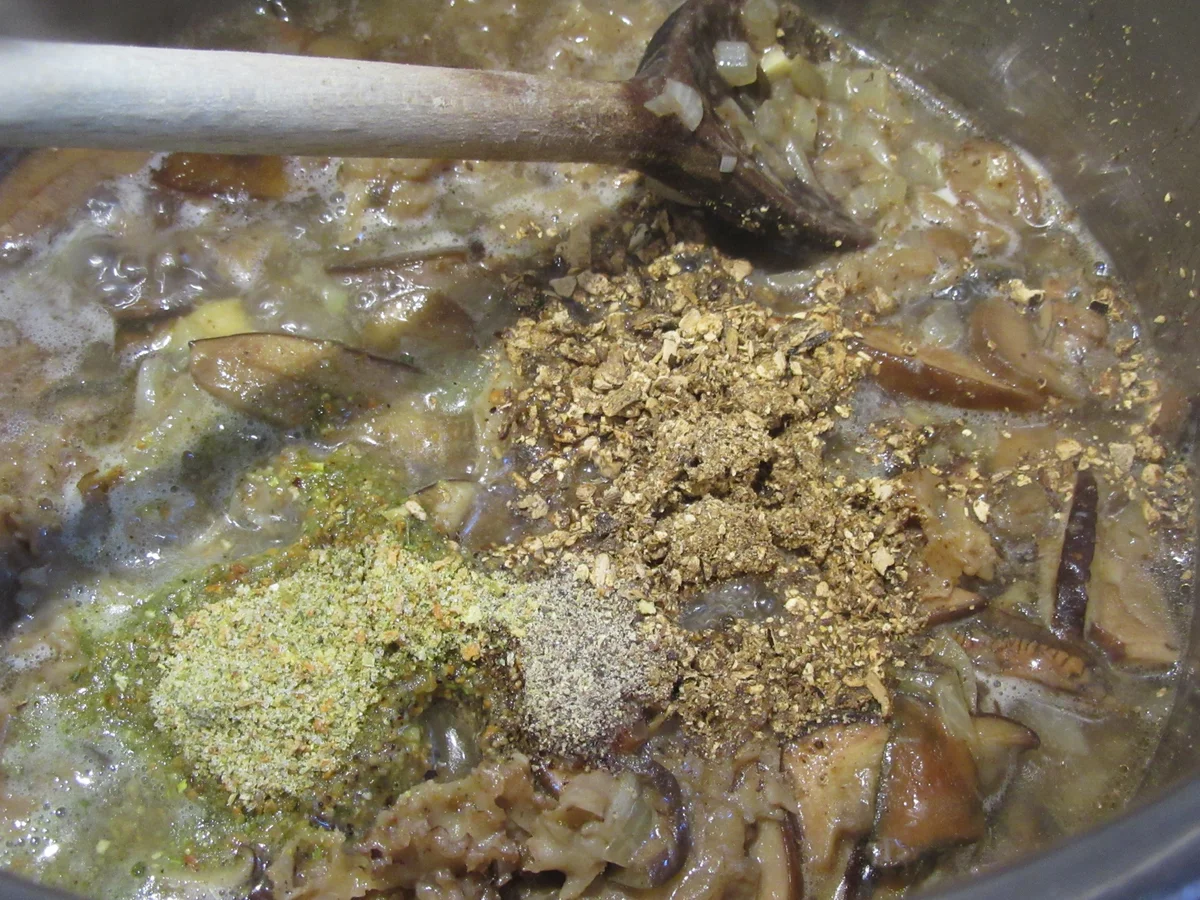 Suppen: Cremige Waldpilzsuppe - Rezept - Bild Nr. 8641