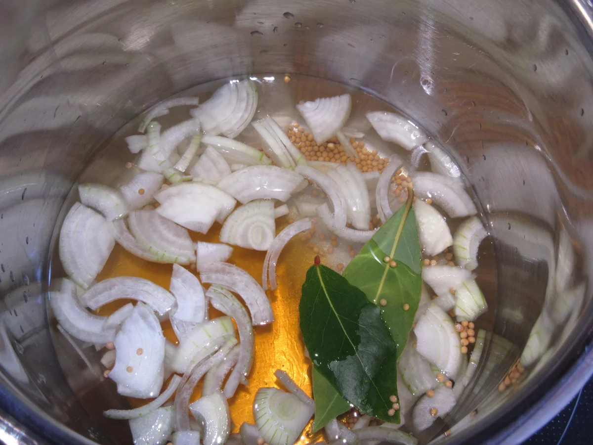 Rezept: Vorrat: Honiggurken Bild Nr. 3 Vorrat: Honiggurken - Rezept - Bild Nr. 3