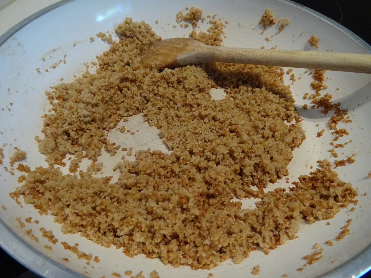 Kartoffel-Klößchen gefüllt, mit Specksoße - Rezept - Bild Nr. 9