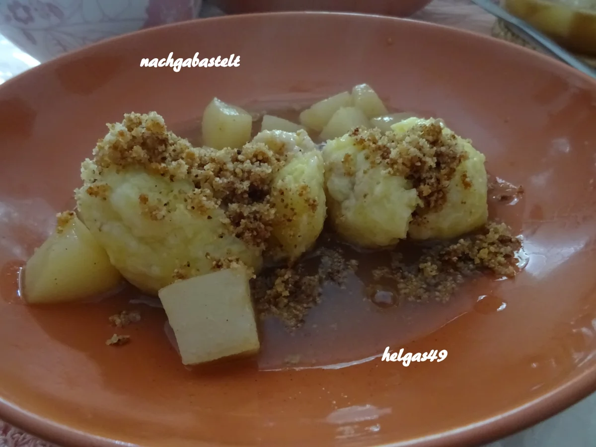 Kartoffel-Klößchen gefüllt, mit Specksoße - Rezept - Bild Nr. 11