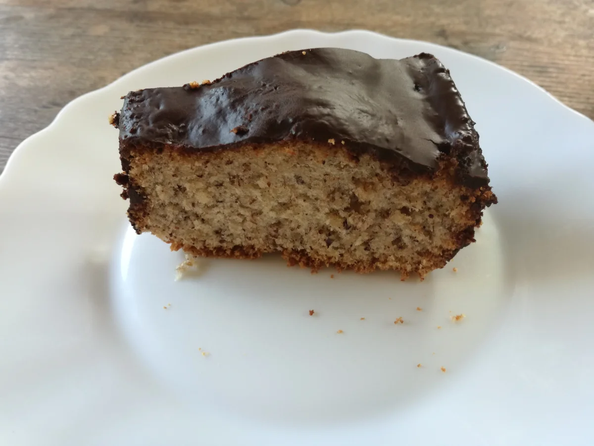 Haselnusskuchen mit Schokoguß - Rezept - Bild Nr. 8666