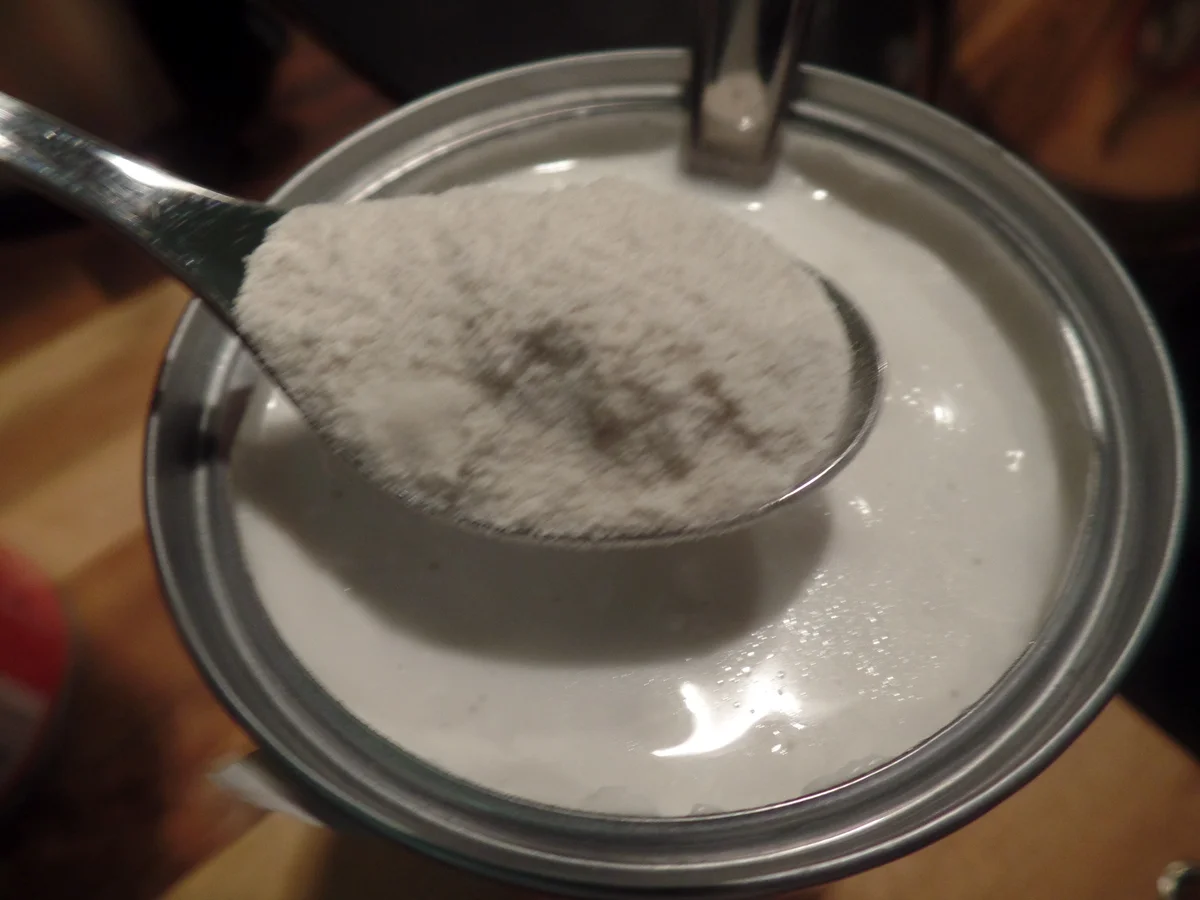 Rezept: Kokos-Cotta mit Passionsfrucht Bild Nr. 8700 Kokos-Cotta mit Passionsfrucht - Rezept - Bild Nr. 8700