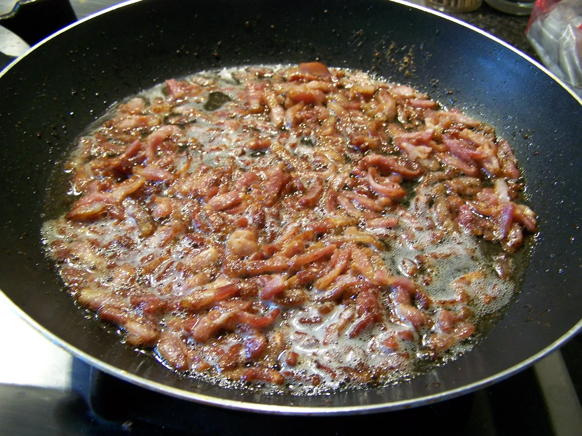 Hühnerfilet gefüllt,  in einer Porreespecksauce - Rezept - Bild Nr. 8709