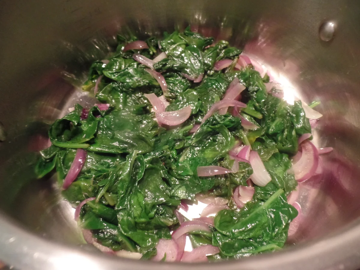 Rote Linsensuppe mit Blattspinat - Rezept - Bild Nr. 8722