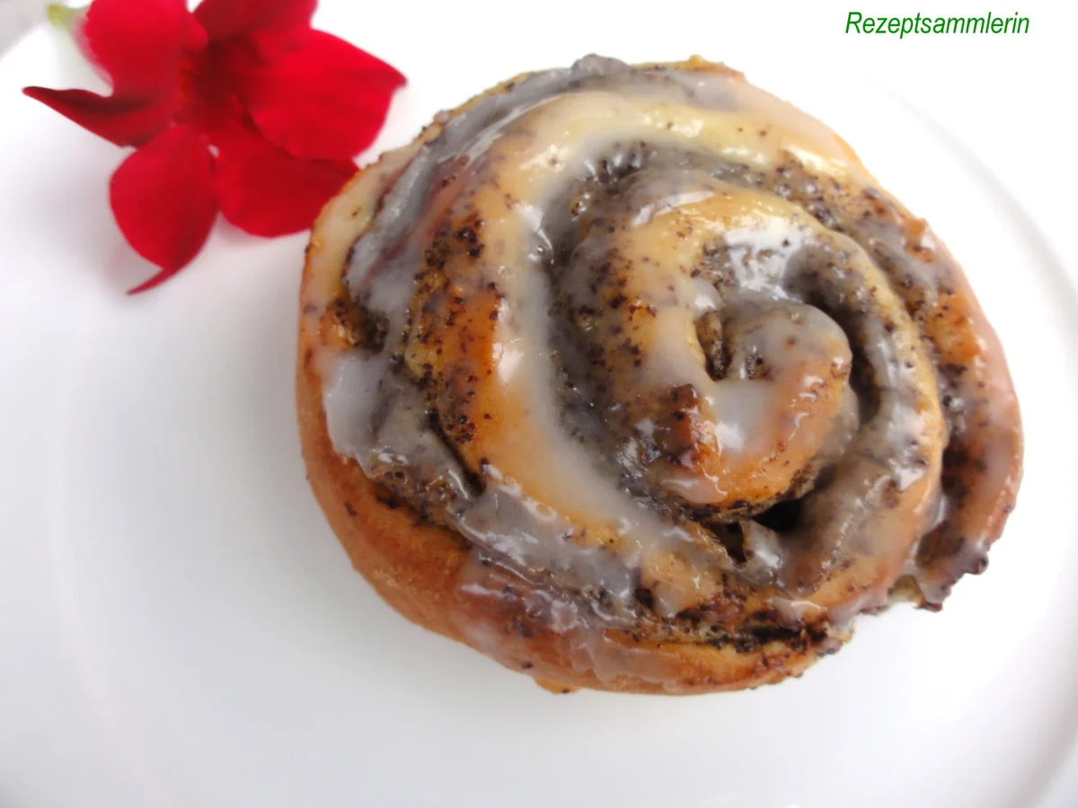 Hefeteig:   MOHN ~ PUDDING ~ SCHNECKEN - Rezept - Bild Nr. 2