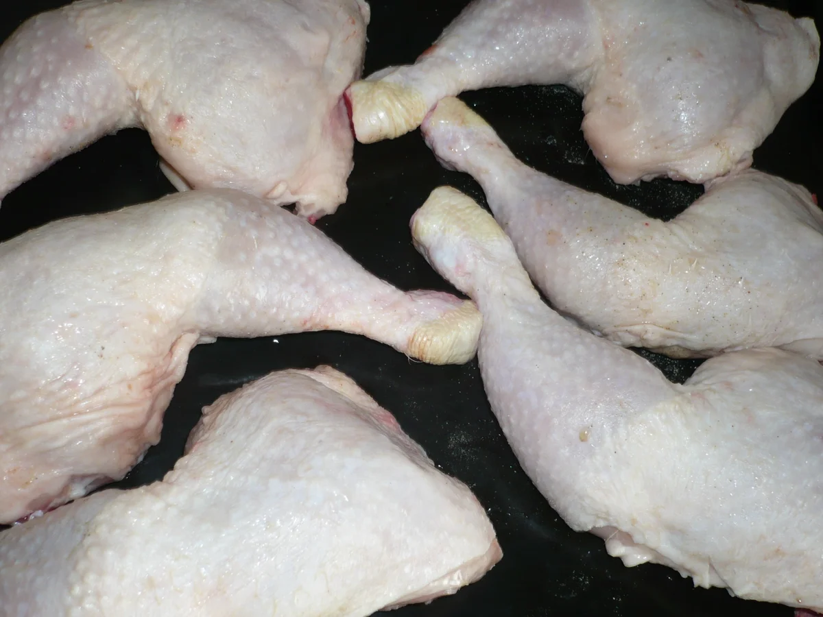 Hähnchenkeulen in Zitronen - Knoblauch - Soße - Rezept - Bild Nr. 8750