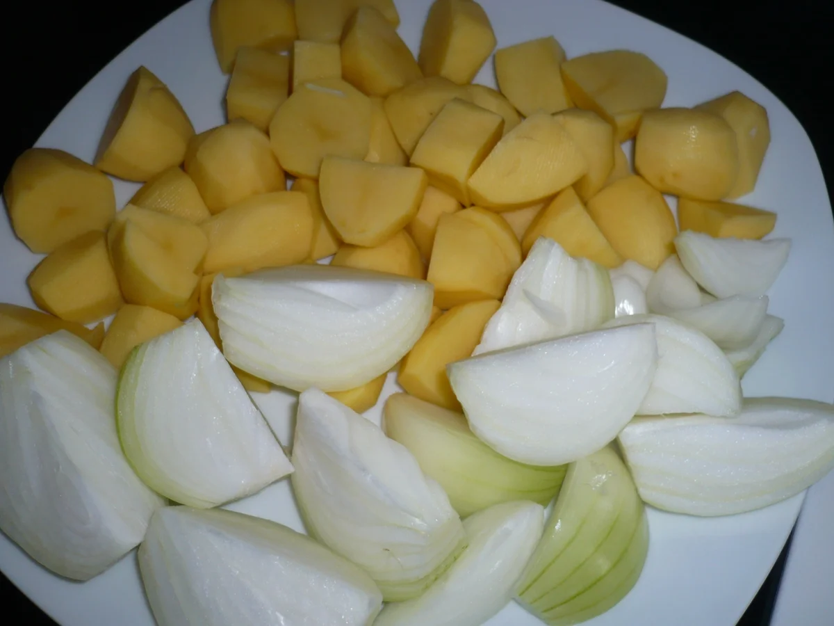 Hähnchenkeulen in Zitronen - Knoblauch - Soße - Rezept - Bild Nr. 8752