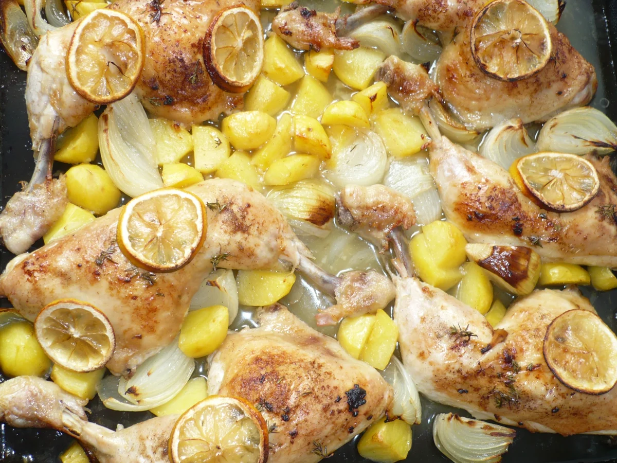 Hähnchenkeulen in Zitronen - Knoblauch - Soße - Rezept - Bild Nr. 8753