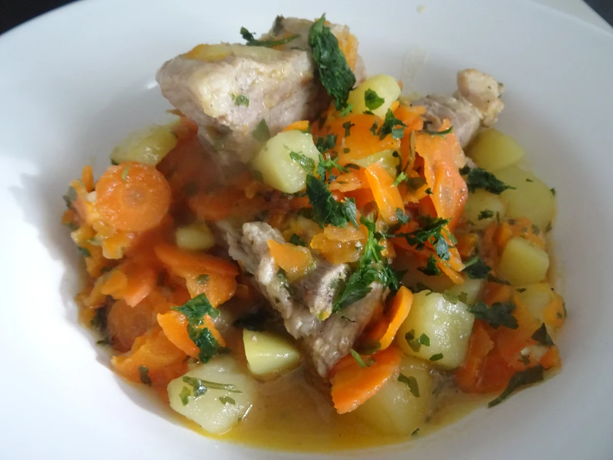 Rezept: Möhren-Eintopf mit Kotelettrippchen Bild Nr. 5 Möhren-Eintopf mit Kotelettrippchen - Rezept - Bild Nr. 5