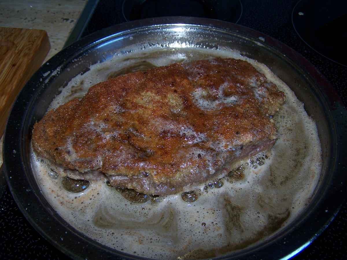 Stroh - Schwein-Kotelett und Còte de Boeuf vom Rind u. Kartoffelsalat - Rezept - Bild Nr. 8787