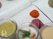 Erbsensüppchen, Champagnersüppchen, kaltes Gurkensüppchen und selbstgemachtes Brot - Rezept - Bild Nr. 8792