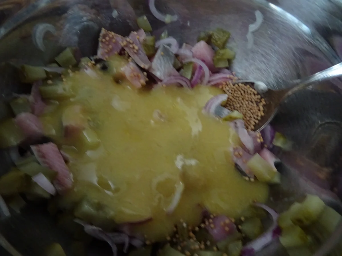 Matjes-Salat "nordische Art" - Rezept - Bild Nr. 3