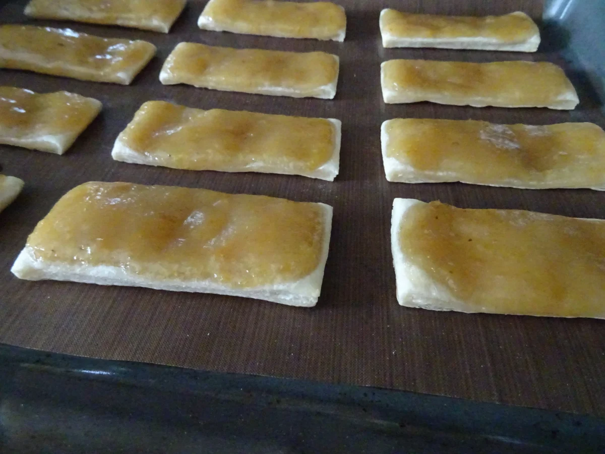 Rezept: Knusper-Gebäck aus Blätterteig Bild Nr. 8796 Knusper-Gebäck aus Blätterteig - Rezept - Bild Nr. 8796