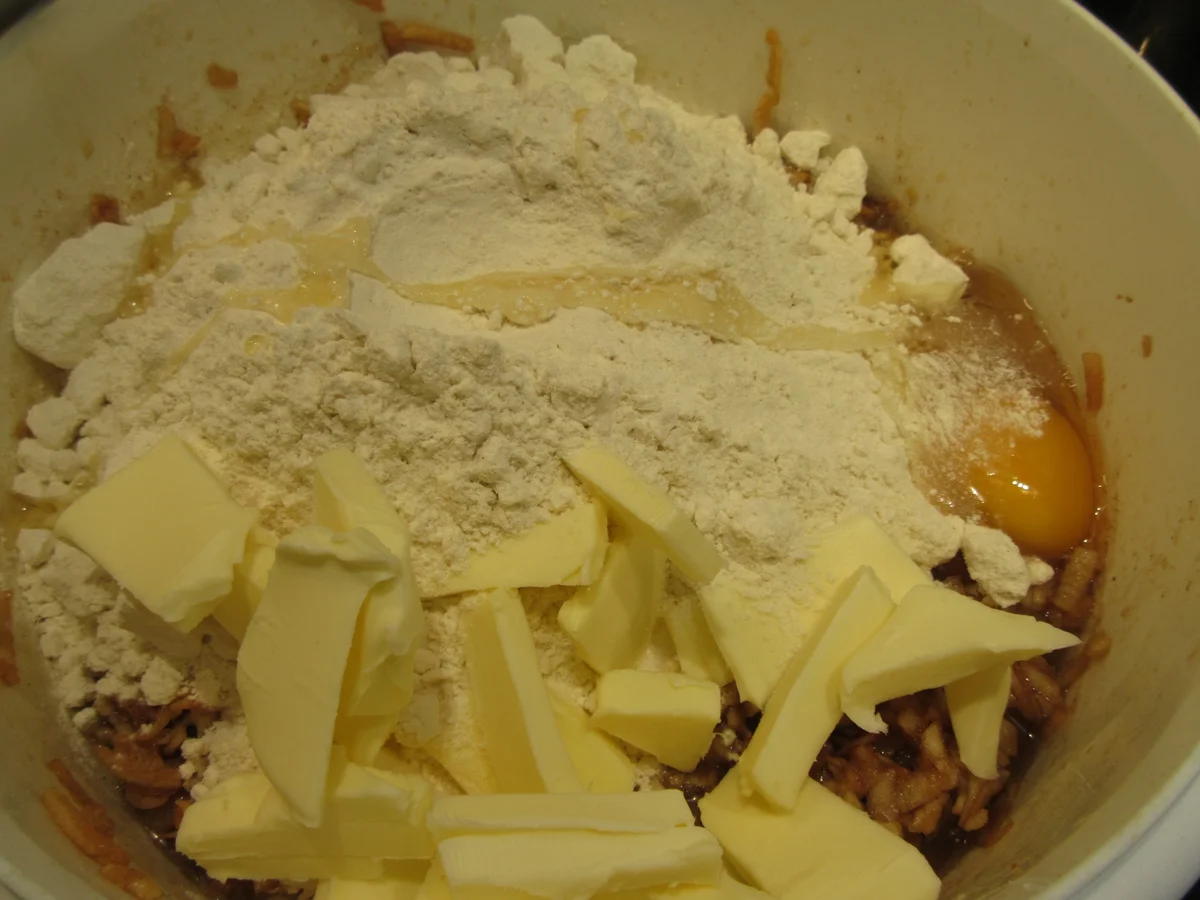 Rezept: Backen: Apfel"Brot" Bild Nr. 4 Backen: Apfel"Brot" - Rezept - Bild Nr. 4