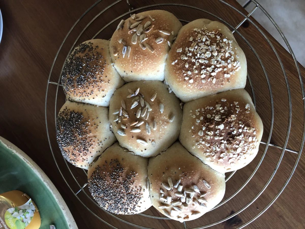 Sonntagsbrötchen aus dem Kühlschrank - Rezept - Bild Nr. 2