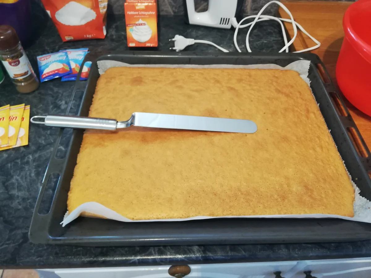 Rezept: Fanta-Pfirsich-Schnitten Bild Nr. 8795 Fanta-Pfirsich-Schnitten - Rezept - Bild Nr. 8795