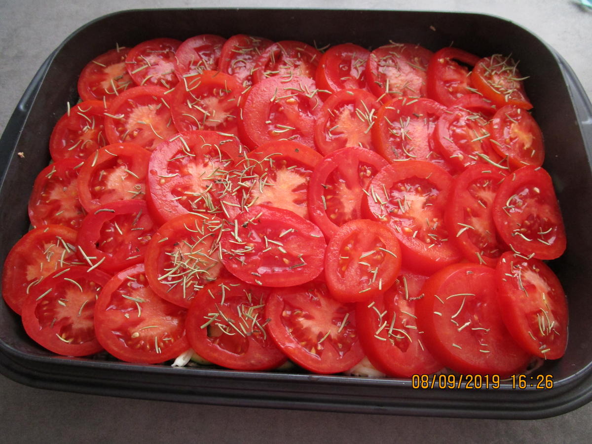 Auflauf mit Tomaten, Kartoffeln  und Thunfisch - Rezept - Bild Nr. 8816