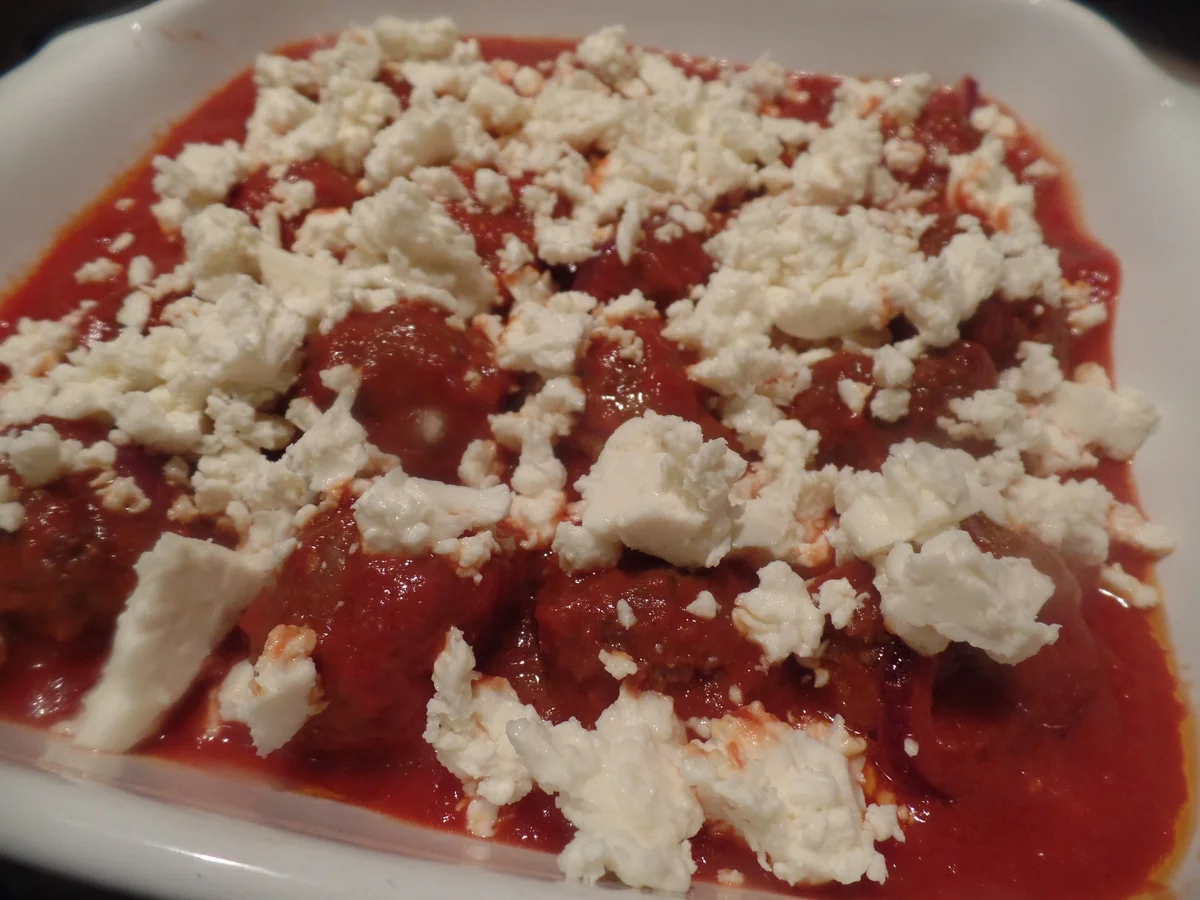 Hackbällchen in Tomatensauce mit Reis - Rezept - Bild Nr. 8817