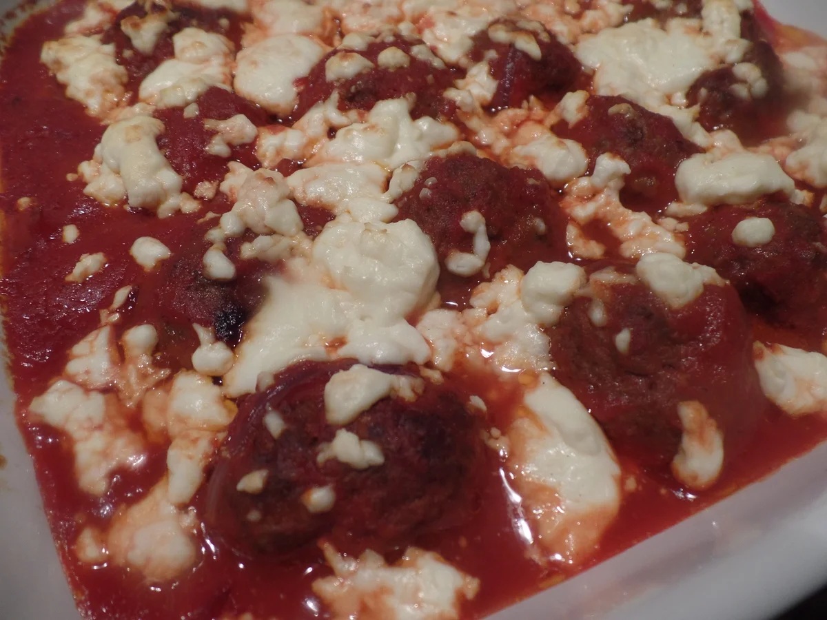 Hackbällchen in Tomatensauce mit Reis - Rezept - Bild Nr. 8819